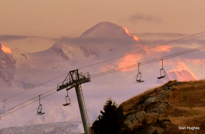 Sunset on Mt Blanc, Praz De Lys Sommand