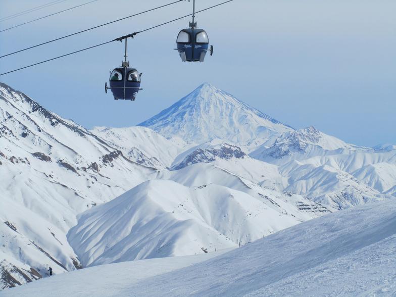 Damavand and the cabins, Dizin