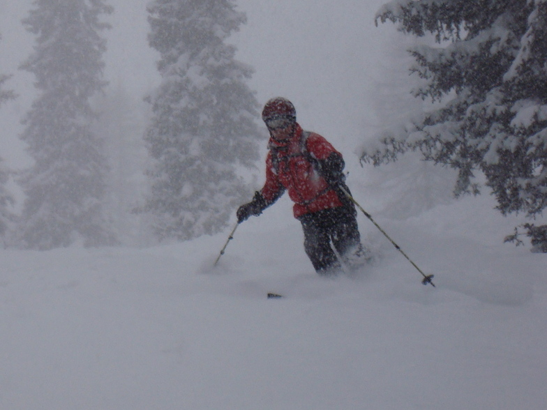 Godfrey Charnley skiing Davos powder