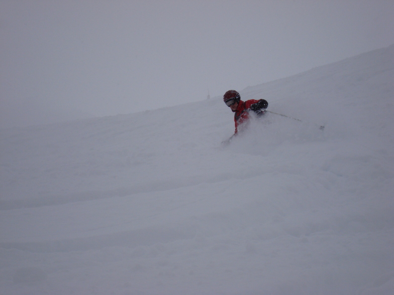 Godfrey  off piste in Davos powder