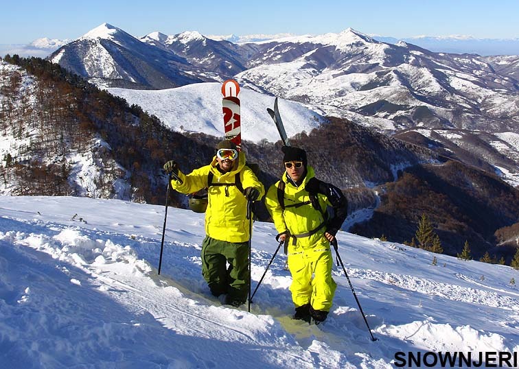 Happy skiers, Brezovica