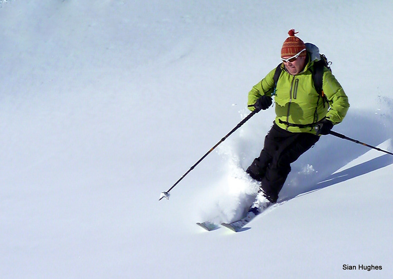 Carl gets some fresh tracks off the Col Ratti, Les Gets