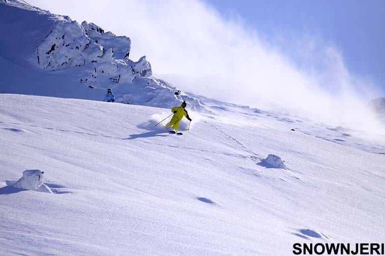 Yellow Skier, Brezovica