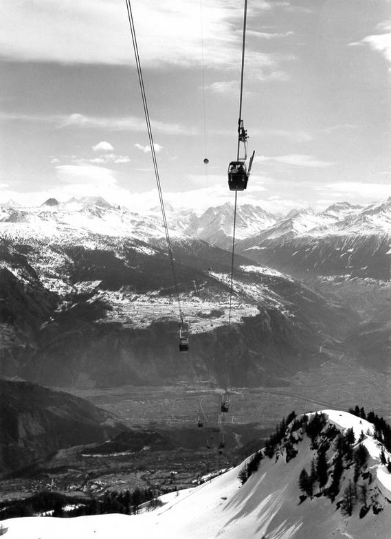 Les Télécabines d'Anzère Février 1967 