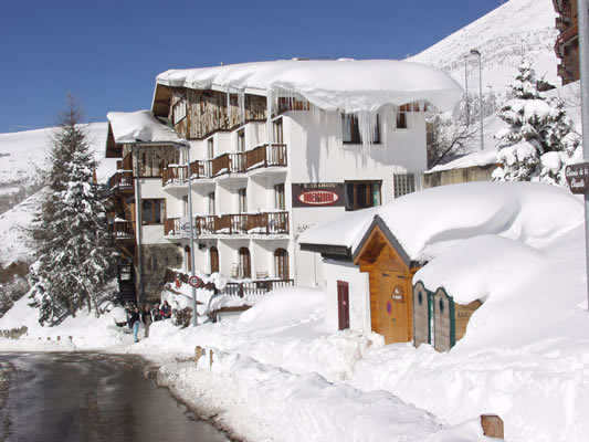 Hotel Le Chamois & Underground Bar, Alpe d'Huez