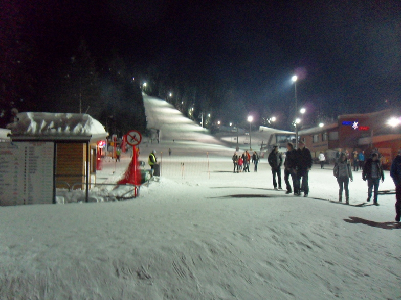 night skiing, Borovets