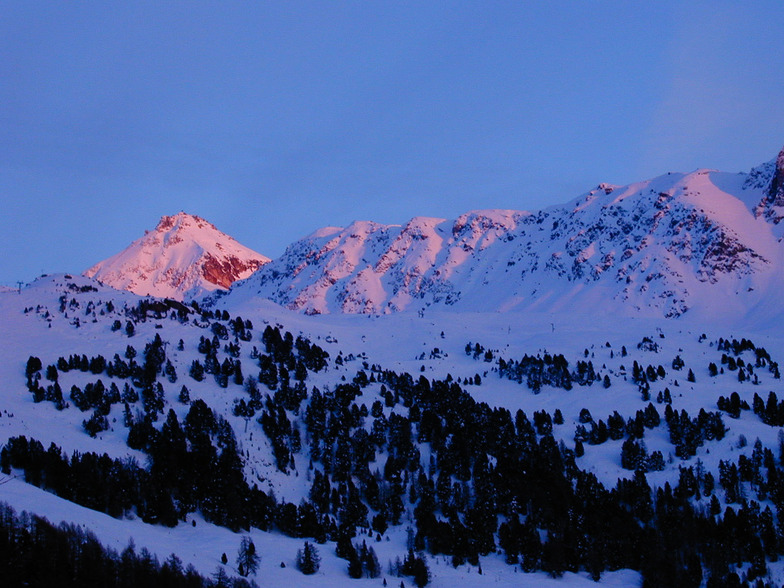 Alpine Glow, Chandolin