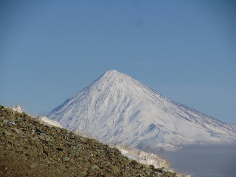 Damavand glance at Touchal pic