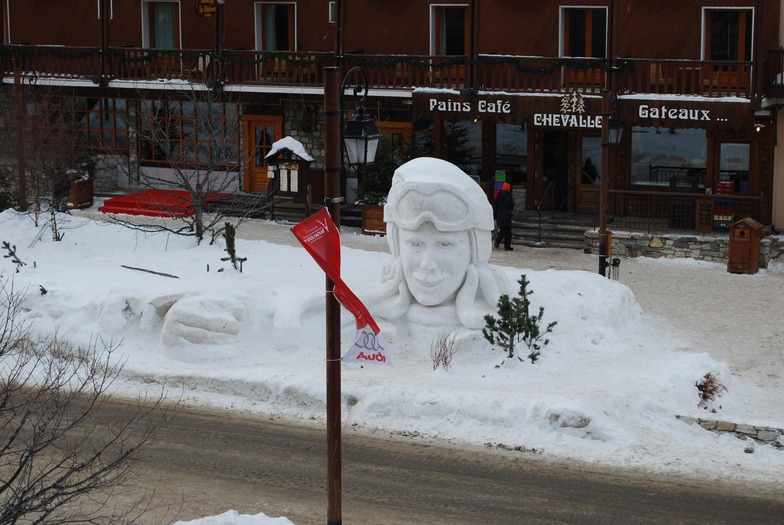 ice statue, Val d'Isere