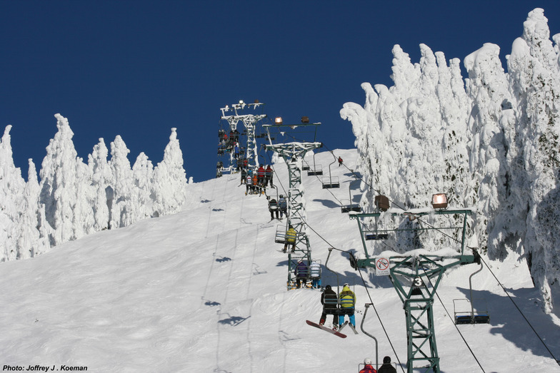 Ski Chair - Rip Cord Ski Run - Dec 30, 2012, Cypress Mountain