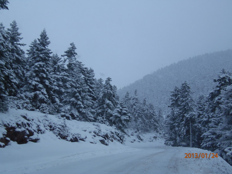 Δρομος προς Χ.Κ.Καλαβρυτων, Kalavryta Ski Resort