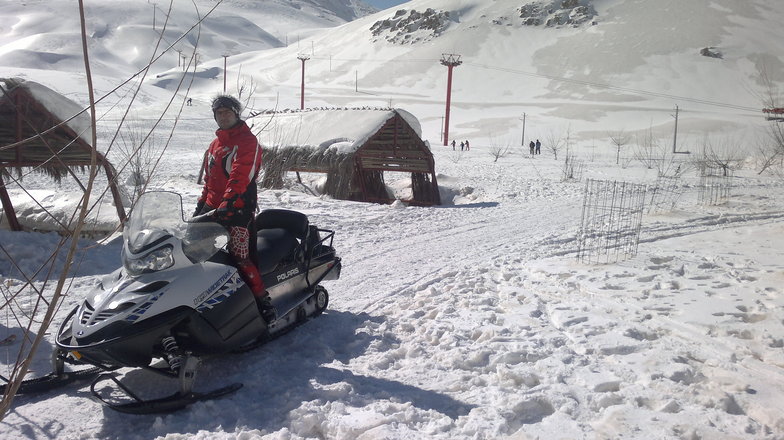 ahmadreza zeraat pisheh, Pooladkaf Ski Resort