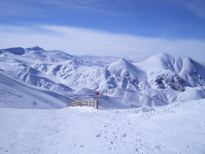 Het mooie uitzicht van de berg / The beautiful view from the mounten, Mt Palandöken