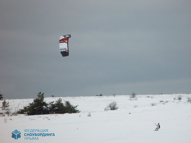 Ay-Petri. Snowkiting 