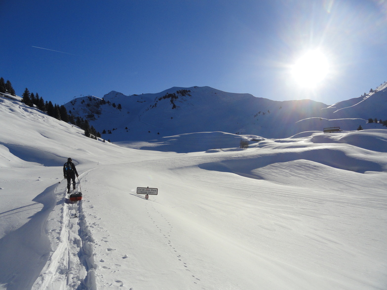 col de joux plane, closed and tranquil, Samoens