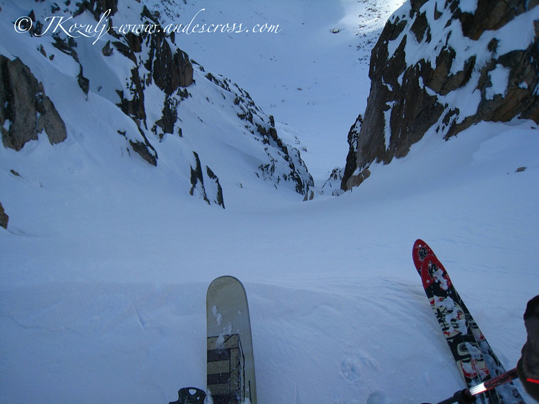 Skiing hidden chutes with andescross.com, Cerro Catedral