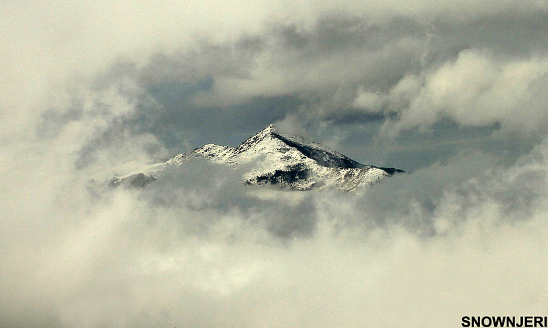 Cloud frame around Pashallore mountain, Brezovica