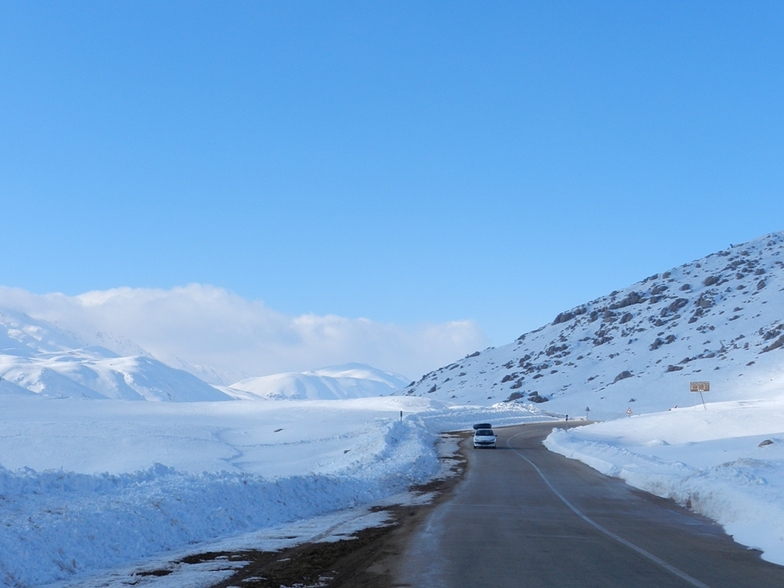 Sepidan, Pooladkaf Ski Resort