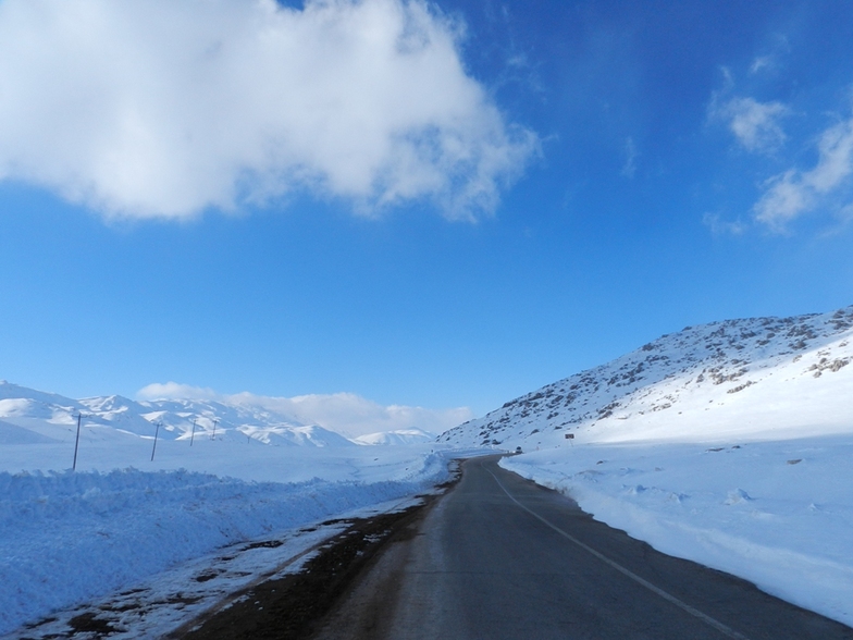 Sepidan, Pooladkaf Ski Resort