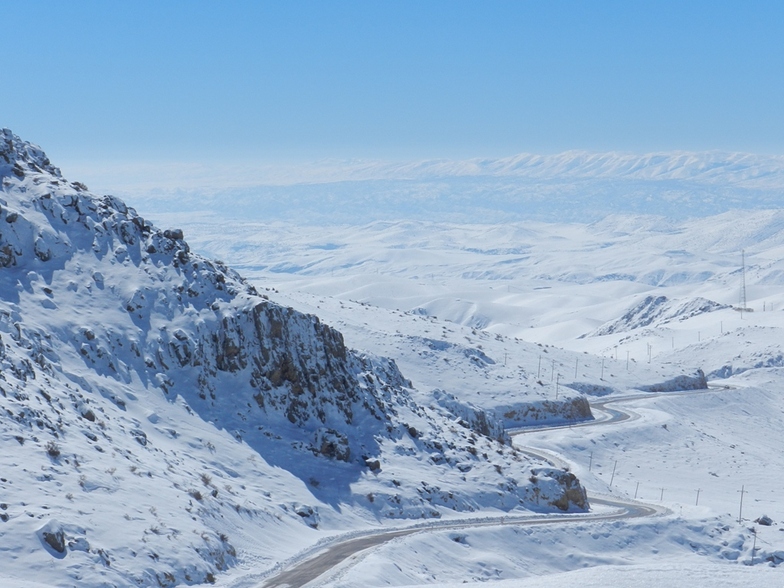 Sepidan, Pooladkaf Ski Resort