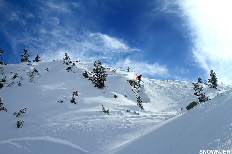 Off the rock in Tepsiyia, Brezovica