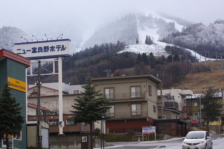 A wet base is a good base in Central Hokkaido, Furano