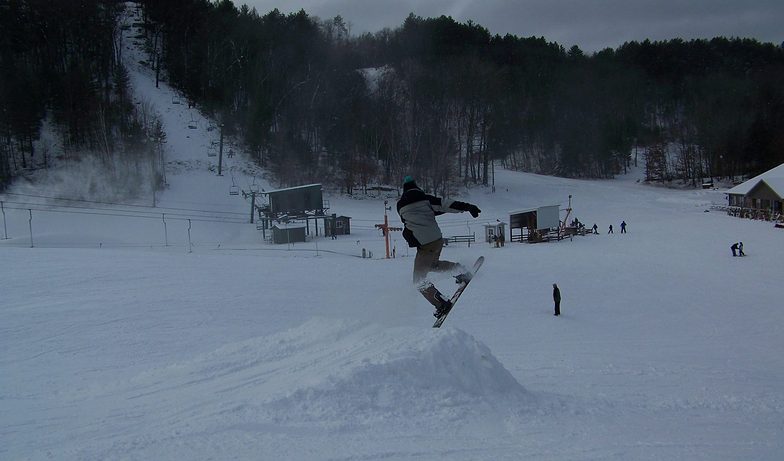 Snowboarder, Bruce Mound