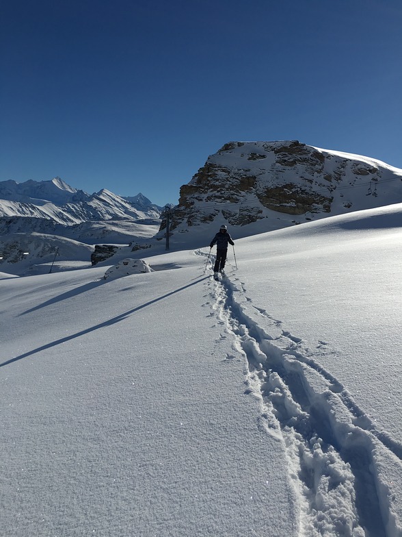 First powder of the season, Grimentz