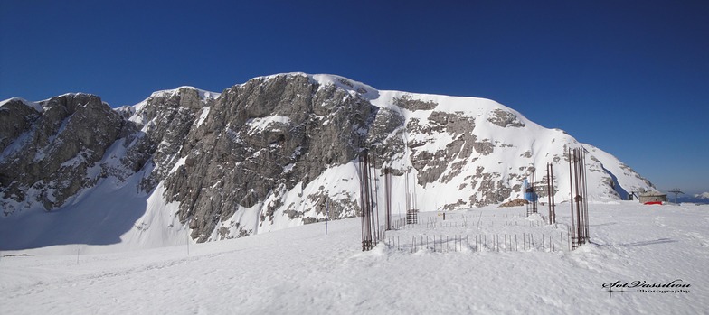 New lift-terminal in erection, Mt Parnassos-Kelaria