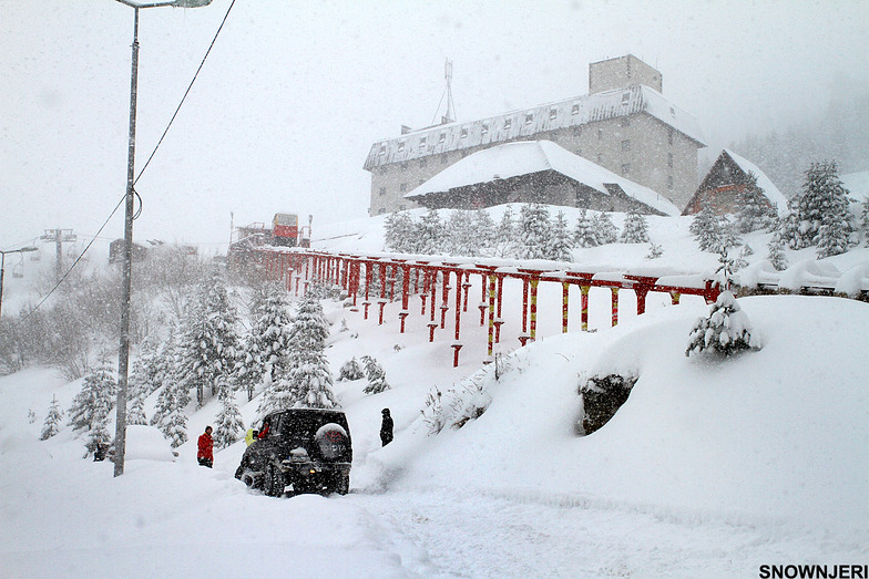 Powder Madness in Brezovica 