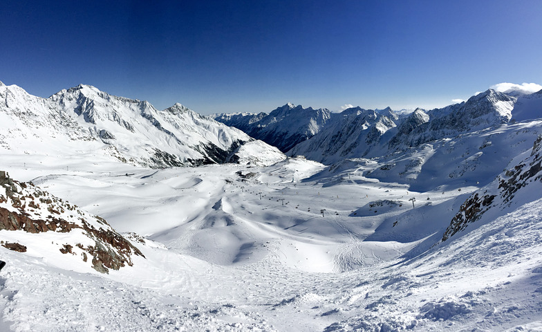 Stubai resort looking north, Stubai Glacier