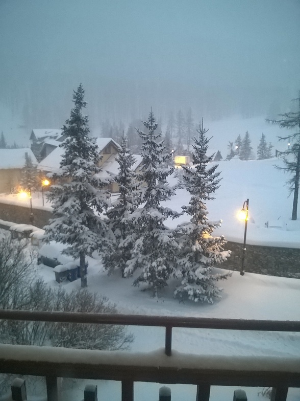 It's snowing, Claviere (Vialattea)