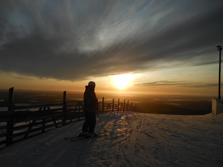 Sunrise, Levi