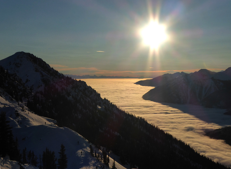 Sea of clouds, Kicking Horse