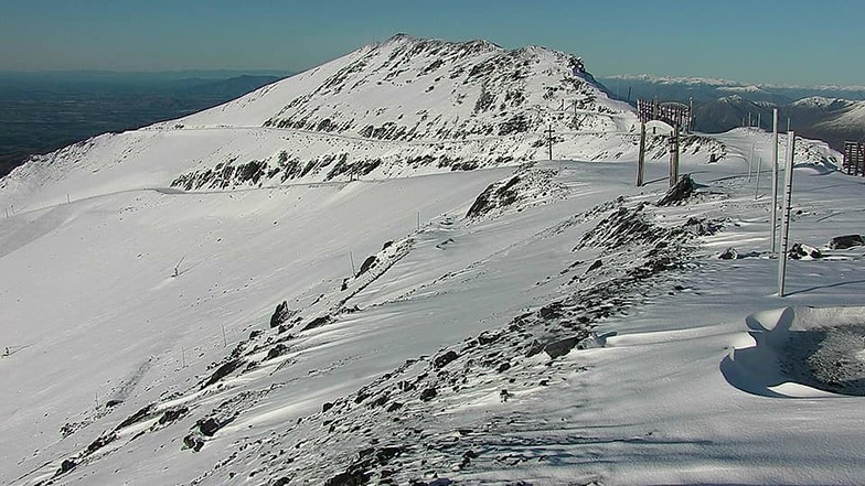 summer snowfall, Mt Hutt