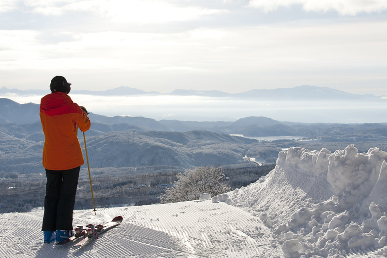 Overlooking Lake Nojiri from the top of Akakura Kanko