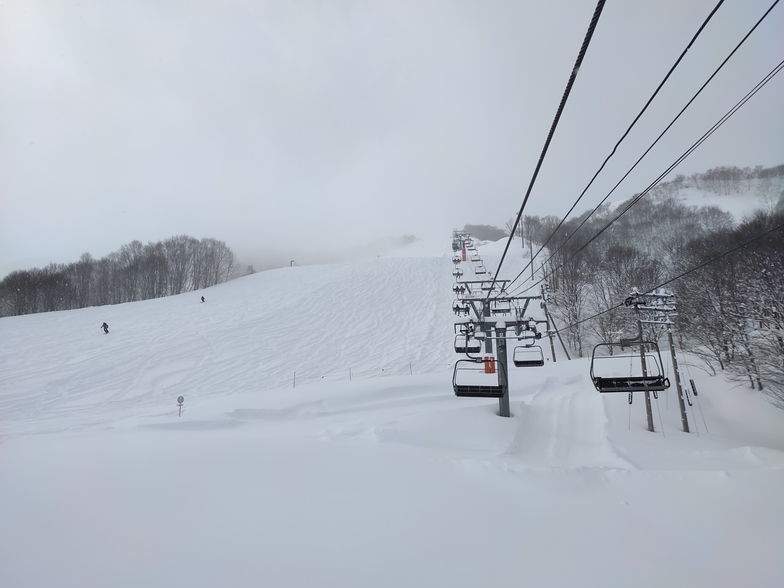 Top lift at Ishiuchi Maruyama