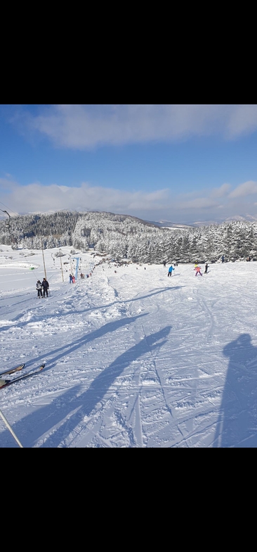 Skiing in Krushevo