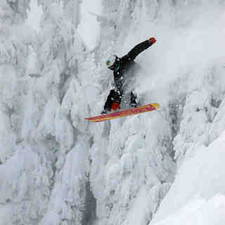 Baldy Cliffs, Ymir Backcountry Ski Lodge