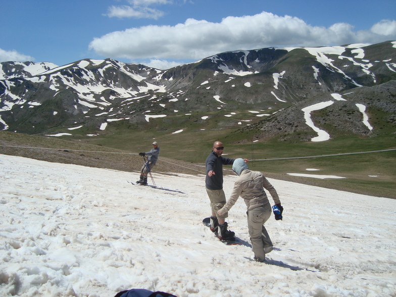 Skiing in May, Mavrovo-Zare Lazarevski