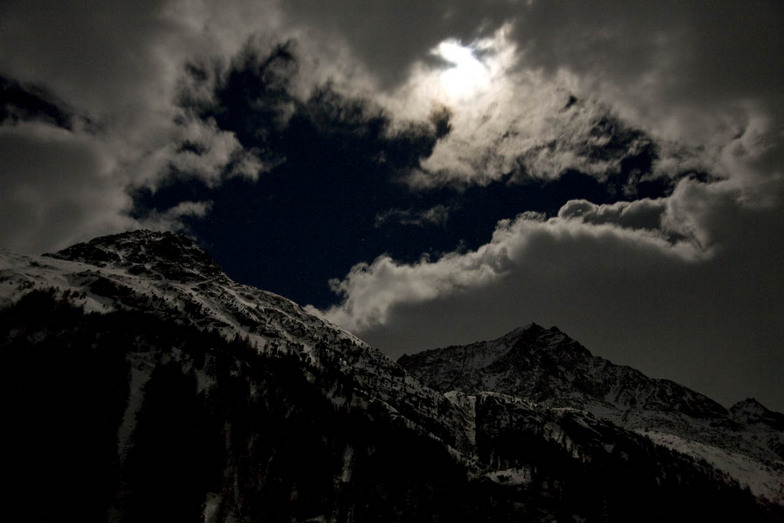 Arolla - moonlight in front of the Lac Bleu