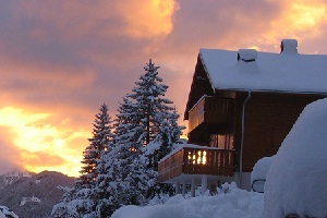 Red Sky @ Night - Skiers Delight, Drouzin Le Mont