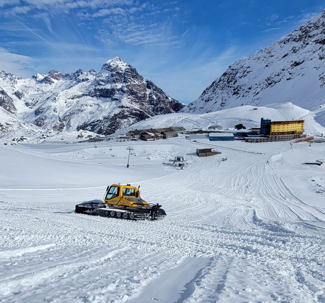 Most of Chile’s Ski Resorts Open For 2024 Season This Weekend (3 Weeks