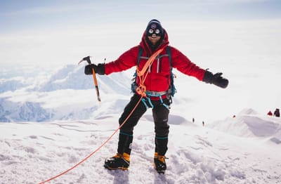 Adventurer Completes Second Leg of Attempt to go from Lowest to Highest points of all 7 Continents