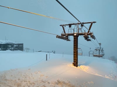 From Deep Powder to Spring Slush: Japan’s Ski Season Sees Mixed Conditions